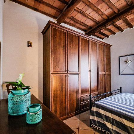 Casa Veronica Рио Марина Екстериор снимка